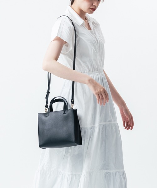 MURA(ムラ)の「PU(合成皮革) スクエア 高見え ショルダーベルト付き ミニ トートショルダー(ショルダーバッグ・レディース・ブラック/グレー/キャメル/ネイビー/ダークブラウン/ベージュ・FREE)」の7枚目の写真