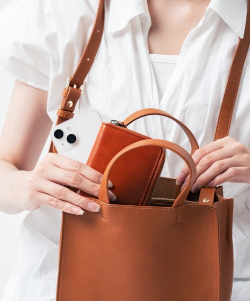 MURA(ムラ)の「PU(合成皮革) スクエア 高見え ショルダーベルト付き ミニ トートショルダー(ショルダーバッグ・レディース・ブラック/グレー/キャメル/ネイビー/ダークブラウン/ベージュ・FREE)」の19枚目の写真