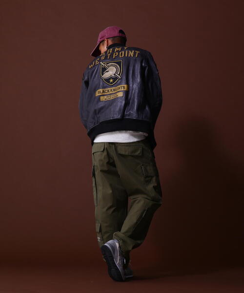 AVIREX（アヴィレックス）の「AGED LEATHER TYPE MA-1 JACKET WEST POINT / エイジドレザー タイプ MA-1 ウエストポイント / AVIREX / アヴィレックス（MA-1・メンズ・ブラック/キャメル/ダークグリーン系・LARGE/X-LARGE/MEDIUM/XX-LARGE）」の11枚目の写真