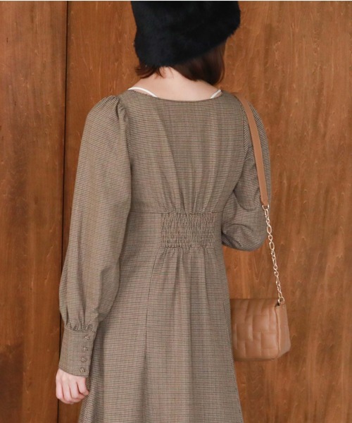 archives（アルシーヴ）の「’フロントＺＩＰフレアビスチェワンピース’（ワンピース・レディース・ブラック/ベージュ/モカ・MEDIUM）」の14枚目の写真