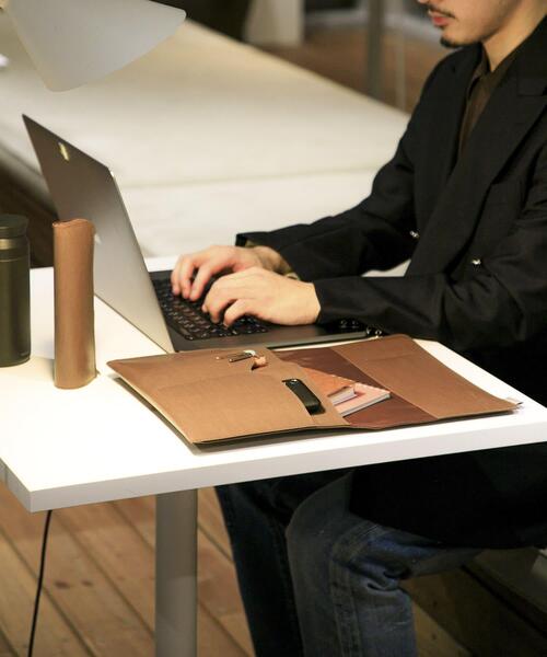 URBAN RESEARCH DOORS（アーバンリサーチドアーズ）の「KOKUYO ME×commpost　フラットケース（その他雑貨・レディース・ホワイト系その他/ブラウン・ONE）」の15枚目の写真