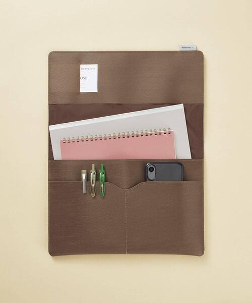 URBAN RESEARCH DOORS（アーバンリサーチドアーズ）の「KOKUYO ME×commpost　フラットケース（その他雑貨・レディース・ホワイト系その他/ブラウン・ONE）」の13枚目の写真