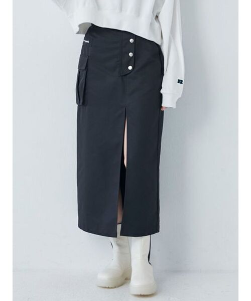 MURUA（ムルーア）の「スリットナローカーゴスカート（スカート・レディース・カーキ/ブラック/オレンジ・2/1）」の2枚目の写真