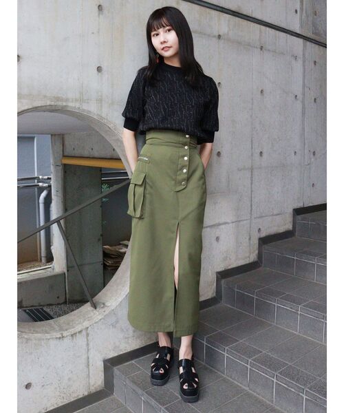 MURUA（ムルーア）の「スリットナローカーゴスカート（スカート・レディース・カーキ/ブラック/オレンジ・2/1）」の16枚目の写真