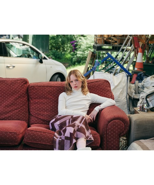 KIRSH(キルシー)の「KIRSH CHERRY BASIC HALF HIGH NECK T-SHIRT/キルシー ハイネックロングTシャツ(Tシャツ/カットソー・レディース・ブラック/ピンク/アイボリー/ライトグリーン・ONE SIZE)」の5枚目の写真