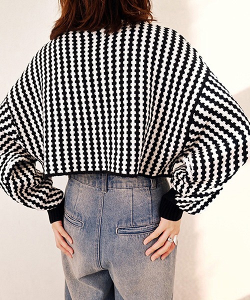 STYLEBLOCK(スタイルブロック)の「ジオメトリック柄ニットクロップドプルオーバー(ニット/セーター・レディース・マスタード/ネイビー/グリーン/ブラック・M)」の7枚目の写真