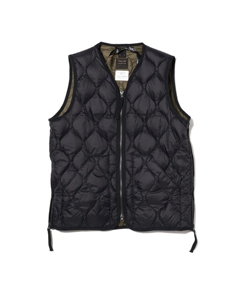 TAION（タイオン）の「TAION / ミリタリー Vネック ダウンベスト（ベスト・メンズ・ブラック/オリーブ・MEDIUM/LARGE）」の3枚目の写真