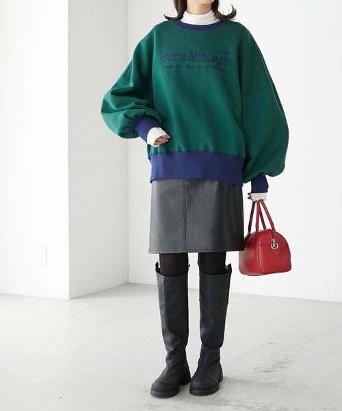 BONLECILL（ボンルシール）の「裏起毛オーバーサイズフレンチロゴ刺繍スウェットプルオーバー（スウェット・レディース・チャコールグレー/オートミール/オレンジ/グリーン/レッド・FREE）」の13枚目の写真