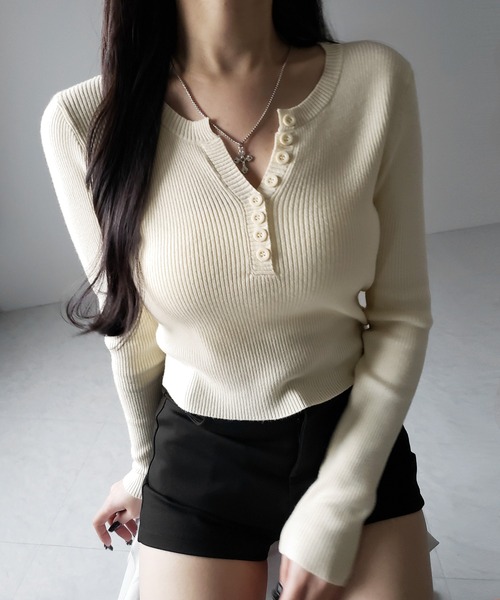 3color 】キーネックボタンデザインクロップドリブニット