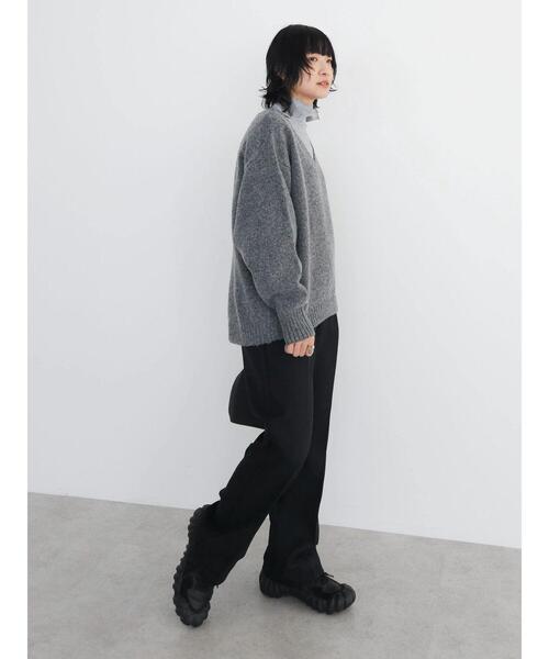 Green　Parks（グリーンパークス）の「MixカラーVネックニットプルオーバー（ニット/セーター・レディース・ピンク/チャコールグレー/ブルー/ライトベージュ・FREE）」の18枚目の写真