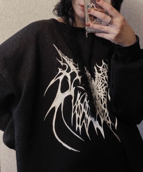 DEVICE（デバイス）の「オーバーサイズ アソート モチーフ クルーネック 裏起毛 スウェット トレーナー（スウェット・レディース・ミックスグレー/ダークブラック/レディッシュグレー・FREE）」の9枚目の写真