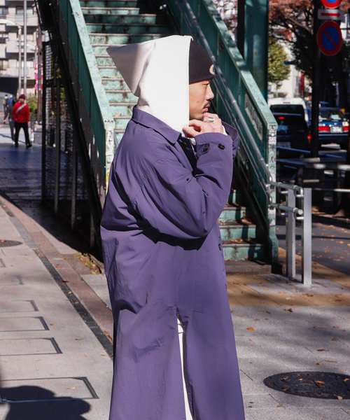 WISM（ウィズム）の「【cassette / カセット】COAT（ステンカラーコート・メンズ・ベージュ/パープル・MEDIUM/X-LARGE）」の3枚目の写真