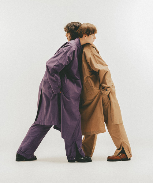 WISM（ウィズム）の「【cassette / カセット】COAT（ステンカラーコート・メンズ・ベージュ/パープル・MEDIUM/X-LARGE）」の6枚目の写真