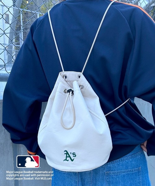LEPSIM(レプシィム)の「MLB 2WAYショルダーバッグ 996058(ショルダーバッグ・レディース・ネイビー/ブルー/アイボリー・ONE SIZE)」の11枚目の写真