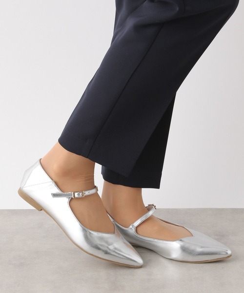 LEPSIM(レプシィム)の「【入卒式/セレモニー】ストラップフラットパンプス 991678(パンプス・レディース・シルバー/ブラック・LARGE/MEDIUM)」の10枚目の写真