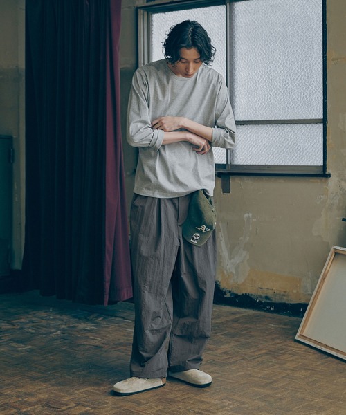 Bleme（ブレム）の「ナイロン ボックスタック ワイド グルカパンツ ドローコード付き（その他パンツ・メンズ・ブラック/カーキ/チャコールグレー・L/M/S/XL）」の14枚目の写真