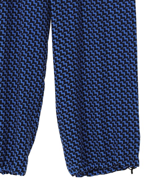 ZUCCa(ズッカ)の「ジオメトリックプリント / パンツ / (O)(その他パンツ・レディース・ネイビー/イエロー・M size/S size)」の6枚目の写真