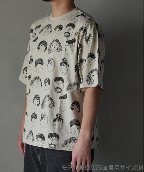 MAKE YOUR DAY(メイクユアデイ)の「いろんな顔総柄半袖Tシャツ■パパサイズ(Tシャツ/カットソー・メンズ・ベージュ/オフホワイト/チャコールグレー・M/L)」の14枚目の写真