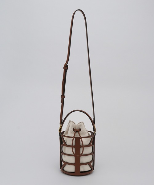 ROPE'(ロペ)の「Anna Bag (アンナ バッグ)【雑誌掲載】【メディア掲載】(ハンドバッグ・レディース・ブラック/キャメル・FREE)」の6枚目の写真