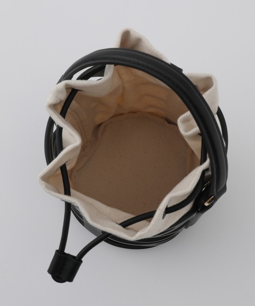 ROPE'(ロペ)の「Anna Bag (アンナ バッグ)【雑誌掲載】【メディア掲載】(ハンドバッグ・レディース・ブラック/キャメル・FREE)」の4枚目の写真