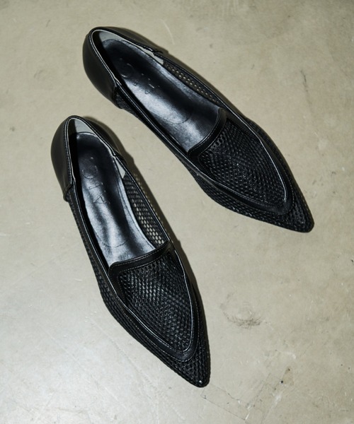 AIC.（エーアイシー）の「メッシュポインテッドフラットシューズ