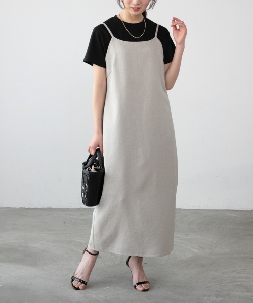 M.deux(エムドゥ)の「《backカーブキャミワンピース》(ワンピース・レディース・チャコールグレー/ベージュ・MEDIUM)」の4枚目の写真