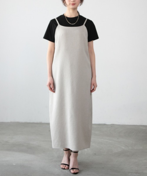 M.deux(エムドゥ)の「《backカーブキャミワンピース》(ワンピース・レディース・チャコールグレー/ベージュ・MEDIUM)」の6枚目の写真