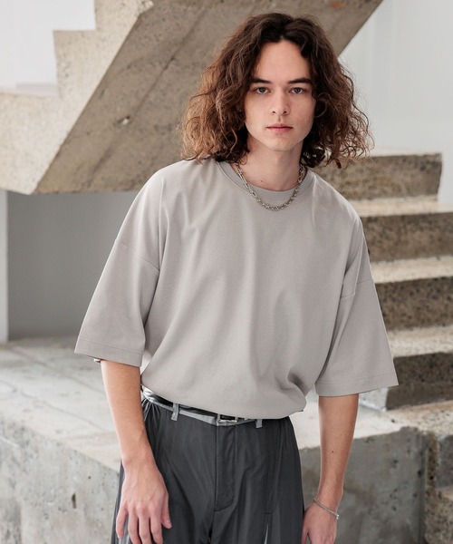 HARE(ハレ)の「【汗シミ軽減】シルキースムースBIGカットソー(HARE)(Tシャツ/カットソー・メンズ・パープル/グレー/ブラック/ホワイト・SMALL/MEDIUM)」の20枚目の写真