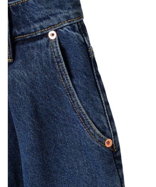 earth music&ecology（アースミュージックアンドエコロジー）の「タックワイドデニムパンツ（デニムパンツ・レディース・ライトインディゴブルー/ブルー系その他・S/M）」の11枚目の写真