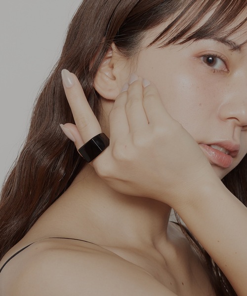 AKEL(アケル)の「【AKEL】アケル/ スクエアーリング / 金属アレルギー対応(サージカルステンレス)(リング・メンズ・シルバー/ブラック/ゴールド/シルバー系その他・#18/#16/#20)」の2枚目の写真