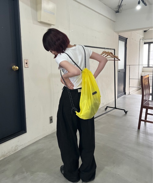 shesame（シーセム）の「ナイロンシースルーナップサック（バックパック/リュック・レディース・オフホワイト/イエロー/ピンク/グレー/ブルー・フリー）」の5枚目の写真