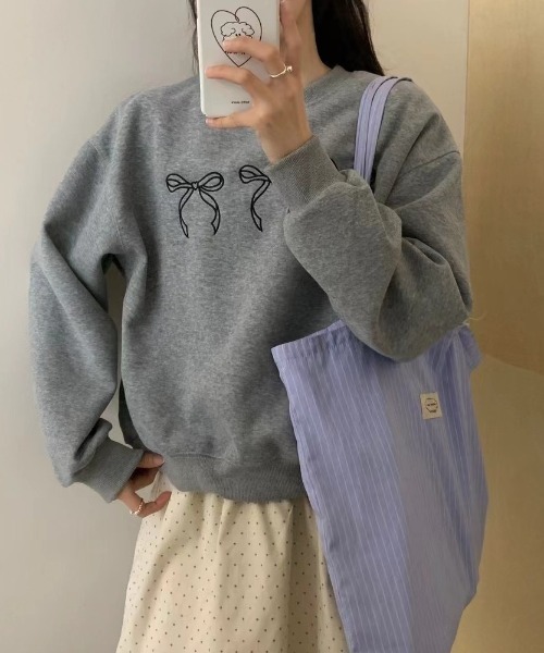 Jasmine Grandiflorum(ジャスミングランディフローラム)の「【Jasmine】リボンロゴ刺しゅうスウェット(スウェット・レディース・グレー/ホワイト/ブラック/オフホワイト・FREE)」の10枚目の写真