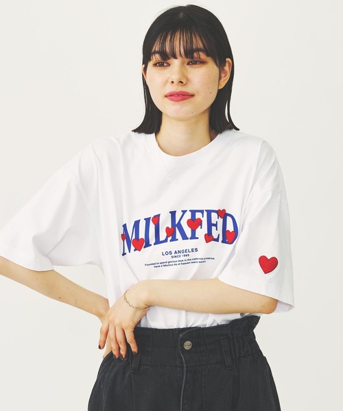 MILKFED.（ミルクフェド）の「HEART EMBROIDERED LOGO WIDE S/S TEE（Tシャツ/カットソー・レディース・ライトイエロー/ホワイト/ブラック・M/L）」の2枚目の写真