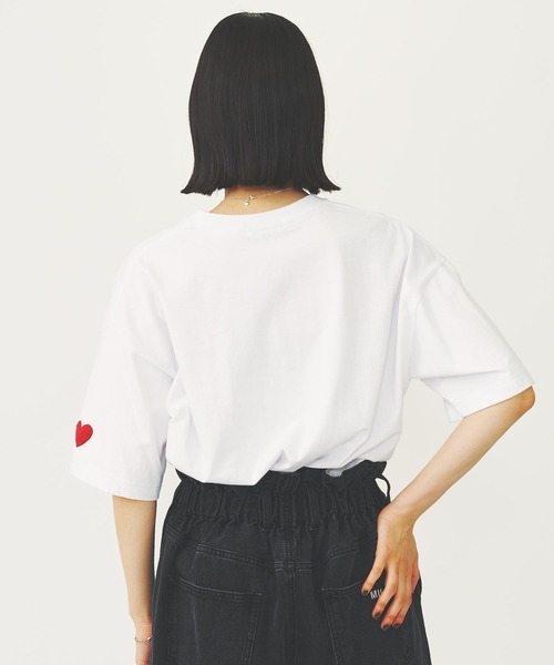 MILKFED.（ミルクフェド）の「HEART EMBROIDERED LOGO WIDE S/S TEE（Tシャツ/カットソー・レディース・ライトイエロー/ホワイト/ブラック・M/L）」の7枚目の写真