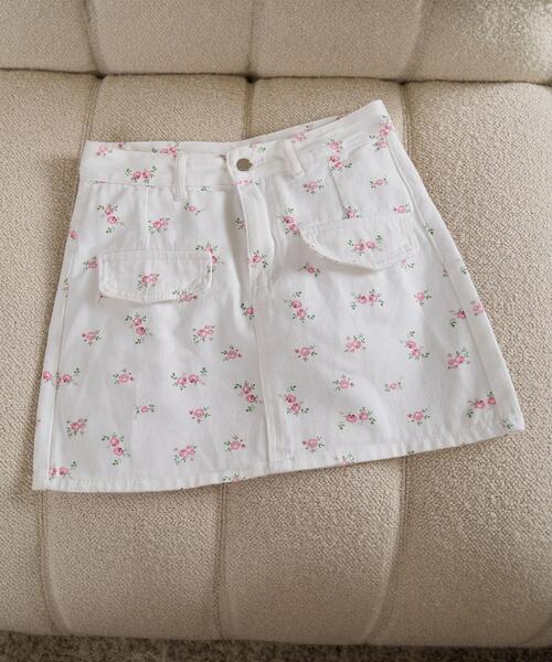 WEGO（ウィゴー）の「WEGO/フラワーデニムスカート（デニムスカート・レディース・ホワイト・LARGE/MEDIUM）」の3枚目の写真
