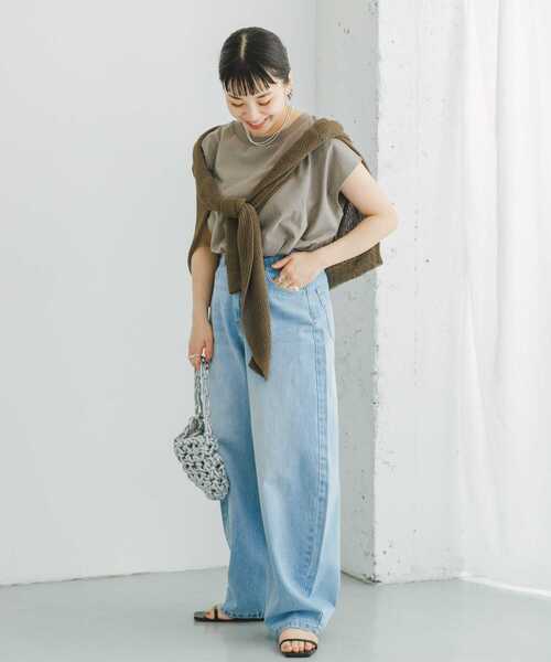 ITEMS URBANRESEARCH（アイテムズ アーバンリサーチ）の「コクーンシルエットデニム（デニムパンツ・レディース・ライトブルー/インディゴブルー・SMALL/MEDIUM）」の12枚目の写真