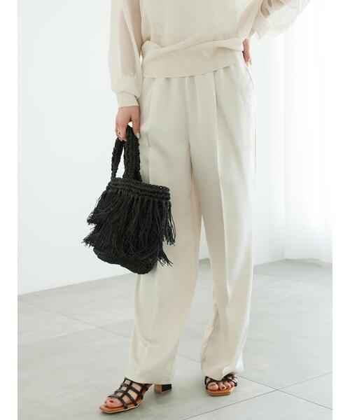 Te chichi（テチチ）の「柄アソートサテンイージーストレートパンツ（その他パンツ・レディース・カーキ/オフホワイト/チャコールグレー/ベージュ・F）」の11枚目の写真