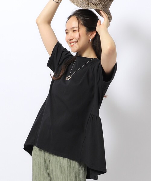 DRESKIP(ドレスキップ)の「◆【体型カバー/UV】アウトで決まる ペプラムTシャツ(Tシャツ/カットソー・レディース・カーキ/ブラック/ホワイト系5/ブルー/オフホワイト・03/02/04)」の4枚目の写真