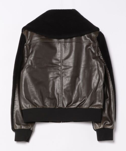 Desigual(デシグアル)の「ファー襟フェイクレザーボンバージャケット(ライダースジャケット・レディース・ブラック・S/M/L/XL/XS)」の6枚目の写真