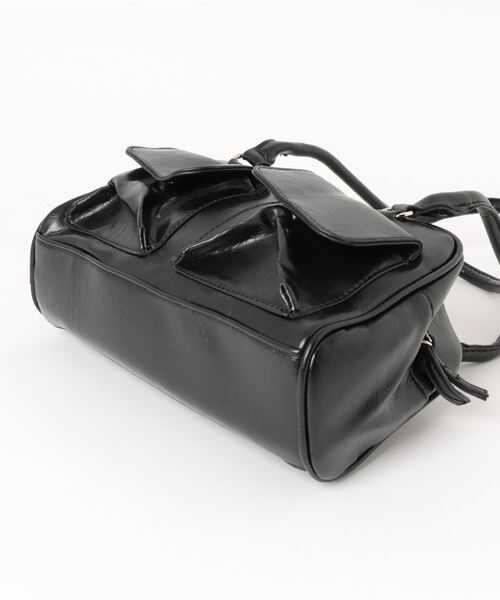 BARRETTA（バレッタ）の「フェイクレザーボストンバッグ（ボストンバッグ・レディース・ブラック・FREE）」の3枚目の写真