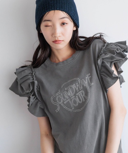 LOWRYS FARM（ローリーズファーム）の「２ＷＡＹフリルロゴＯＰＳＳ 140134（ワンピース・レディース・グレー/チャコールグレー/アイボリー・FREE）」の9枚目の写真