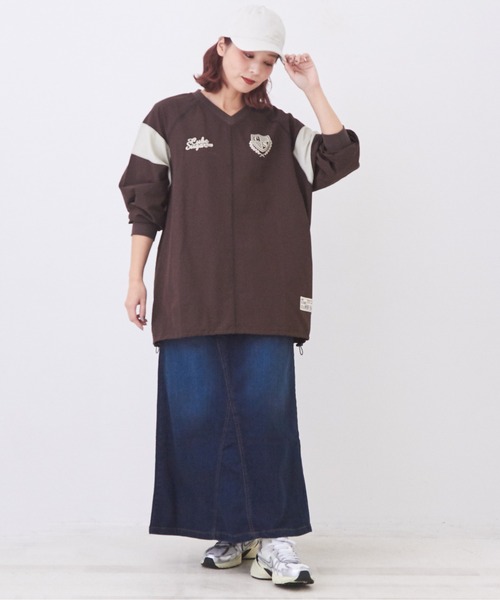 CUBE SUGAR（キューブシュガー）の「ナイロンラグランVネックプルオーバー（シャツ/ブラウス・レディース・ナチュラル/マルチ/カーキ/ブラウン・M）」の8枚目の写真