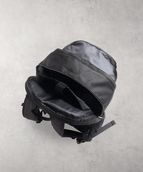 Right-on(ライトオン)の「BEN DAVIS(ベンデイビス)「MESH XL-PACK CL 」バックパック/30L(バックパック/リュック・メンズ・ブラック・ONE SIZE)」の14枚目の写真