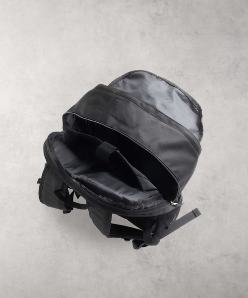 Right-on(ライトオン)の「BEN DAVIS(ベンデイビス)「MESH XL-PACK CL 」バックパック/30L(バックパック/リュック・メンズ・ブラック・ONE SIZE)」の5枚目の写真