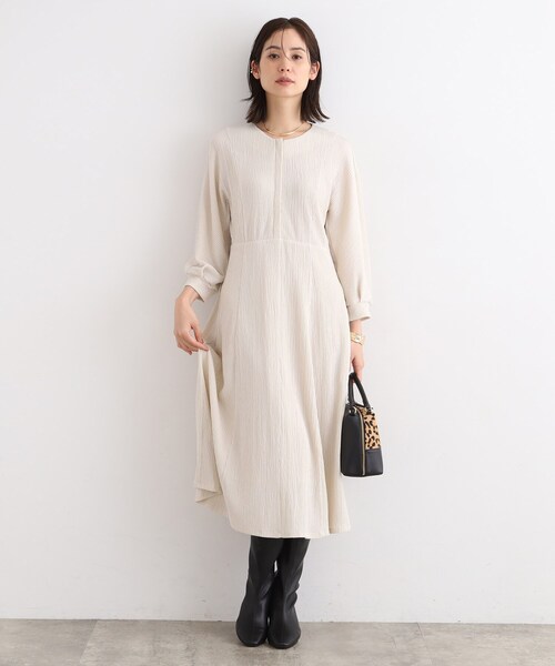 INDIVI(インディヴィ)の「◆【洗える/UVケア/SETUP可能】ナローフレアワンピース(ワンピース・レディース・アイボリー系5/ブラック/ブルー・40/38/36/03/05/15 /13/19)」の10枚目の写真