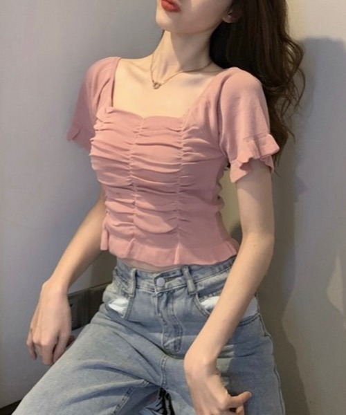 INASTUDIOS（イーナストゥディオス）の「フェミニン スクエアネック クロップドトップス（Tシャツ/カットソー・レディース・ホワイト/ブラック/ピンク/イエロー/グリーン/アイボリー/ワインレッド・FREE）」の16枚目の写真
