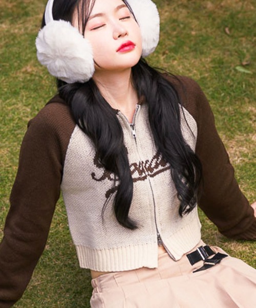 ems excite（エムズエキサイト）の「ラグランロゴNTパーカー（パーカー・レディース・ブルー/ブラウン/オフホワイト・FREE）」の2枚目の写真