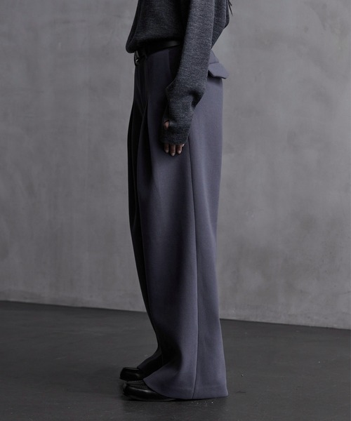 CALLNE（カルネ）の「【CALLNE】Knit Melton Fleece Boxtuck Wide Straight Pants / ニットメルトンフリースボックスタックワイドストレートパンツ（スラックス・メンズ・ブラック/チャコールグレー・M/L）」の9枚目の写真