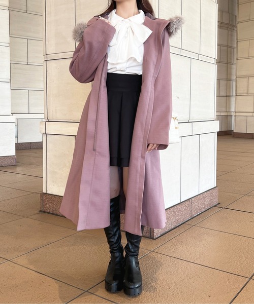 専用。アルベロベロ♥️ぶたさん可愛い裏地紫色フード付きキラキラダッフルコート アルベロベロ♥️ぶたさん可愛い裏地紫色フード付きキラキラボタン