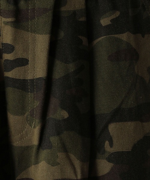 FOREVER 21（フォーエバー トゥエンティーワン）の「【2024FW】カモフラルーズパンツ（カーゴパンツ・レディース・グリーン・MEDIUM/SMALL）」の4枚目の写真